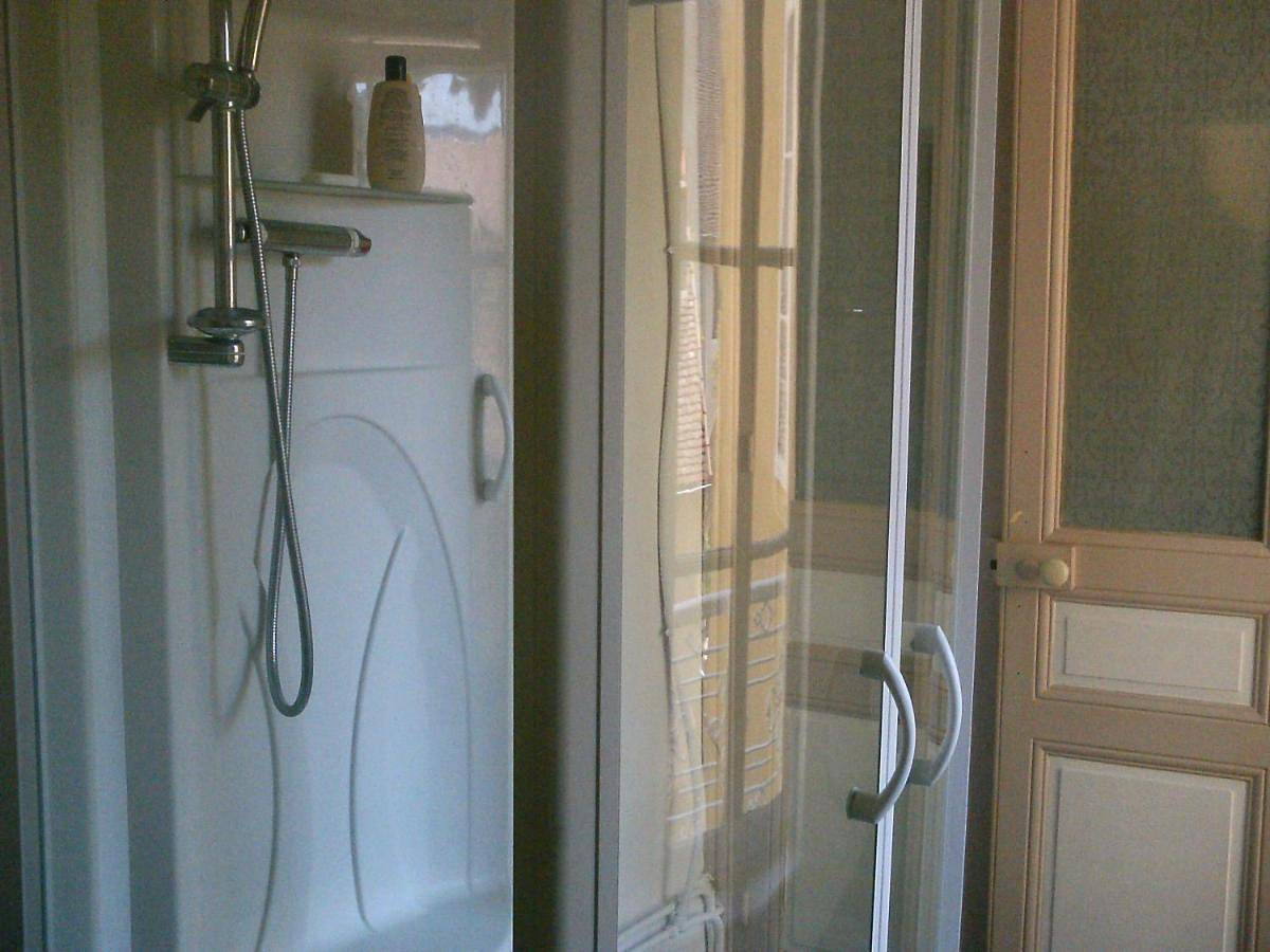 Appartement entier, One-Bedroom Apartment in Autun, Région d'Autun