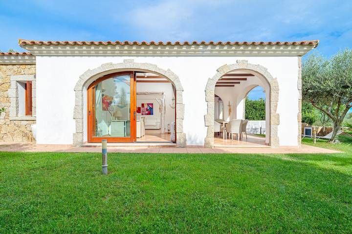 Location de vacances pour 5 personnes, avec jardin à San Teodoro - 2
