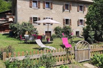 Chalet pour 2 personnes, avec jardin et piscine à Morzine