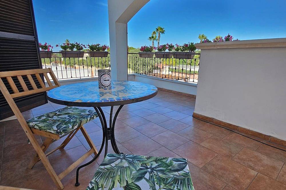 Ganze Wohnung, Villa Puglia Ar 700m from sea, 700m from beach in Bisceglie, Barletta-Andria-Trani