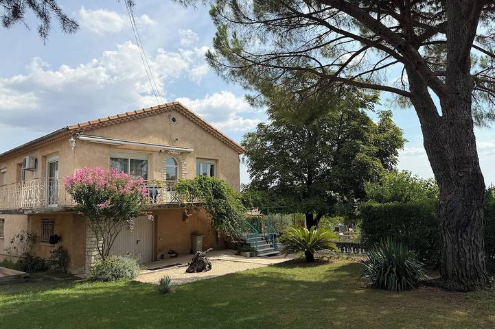 Lodge pour 4 personnes, avec Jardin