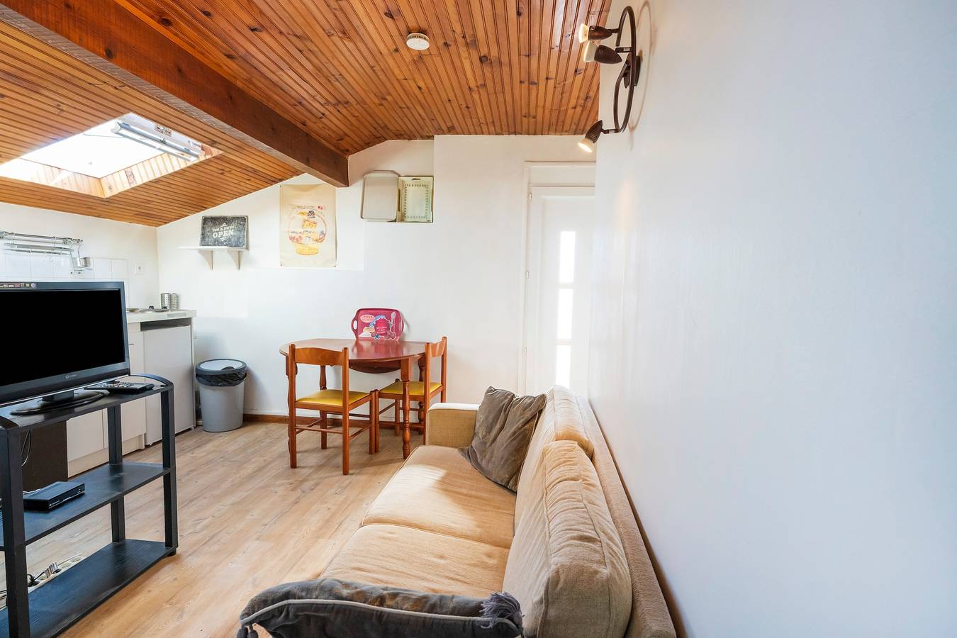 Ganze Wohnung, Vollständig renovierte und klimatisierte T3-Wohnung im südlichen Baskenland/Landes in Tarnos, Côte d’Argent