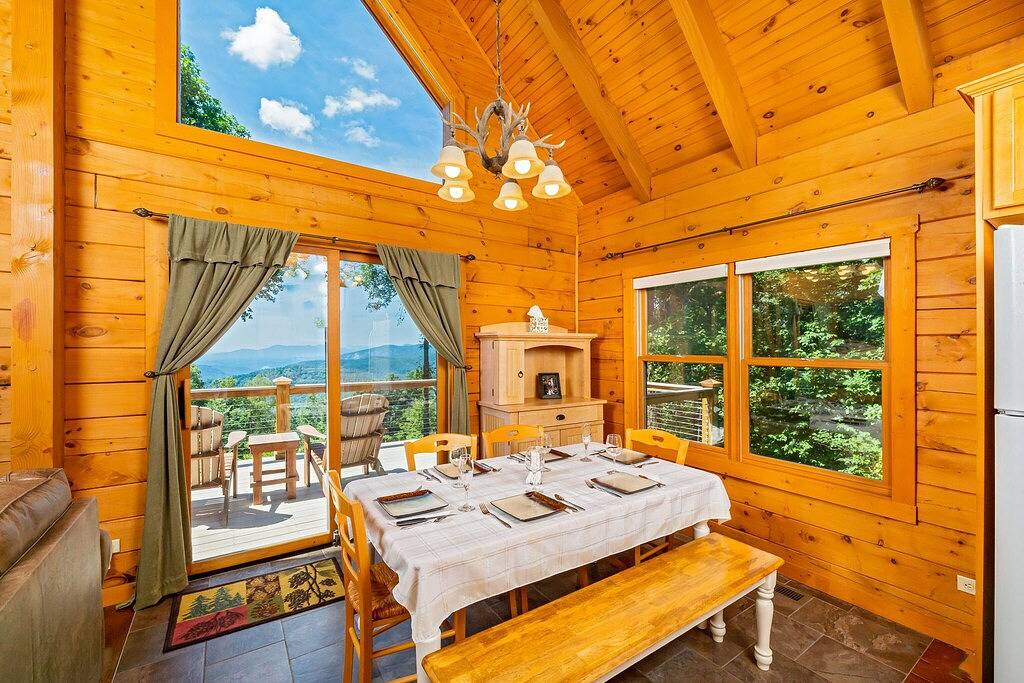 In der Nähe von Asheville w / Awesome Mountain View! in McDowell County