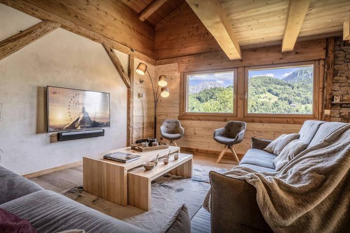 Chalet pour 12 personnes, avec Balcon et Jacuzzi ainsi que Terrasse et Jardin en Haute-Savoie - 3