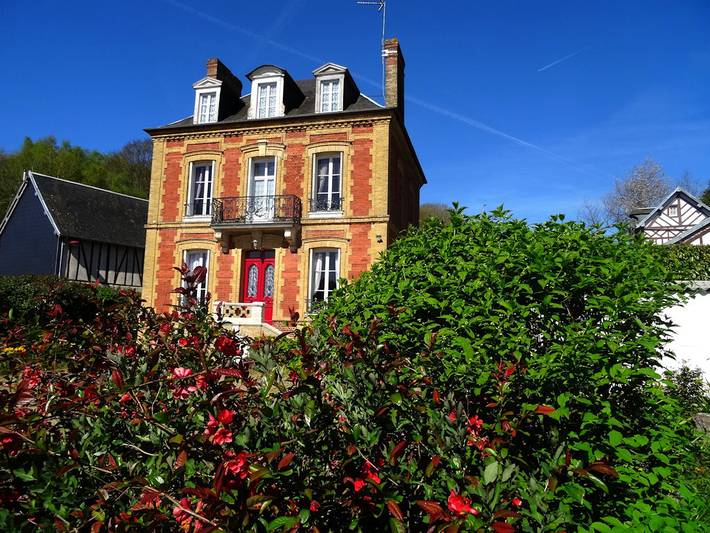 Gîte pour 6 personnes, avec terrasse et jardin dans Mesnil-en-Ouche - 2