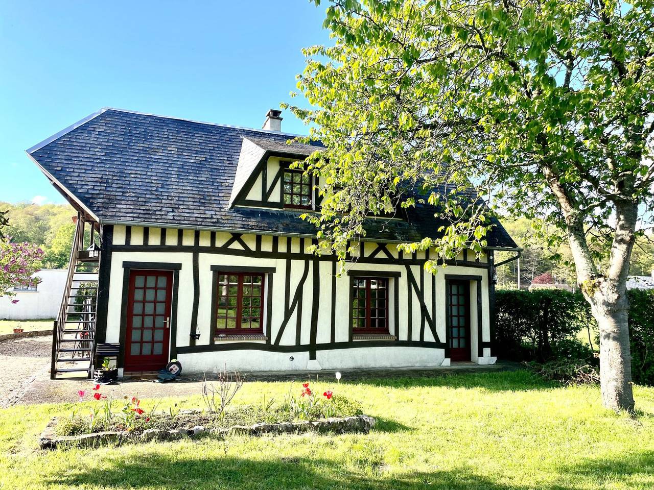 Normannisches Haus mit großem Garten in der Nähe von Paris in Beaumont-le-Roger, Región de Bernay