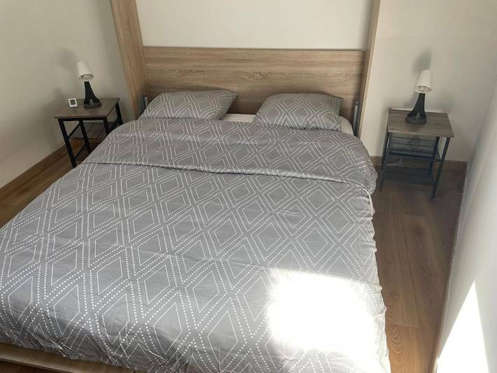 Gîte pour 7 personnes, avec Terrasse à La Fare-les-Oliviers - 2