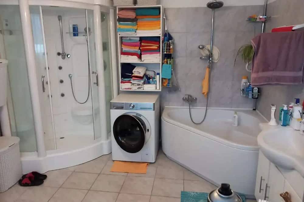 Ganze Wohnung, Apartmenthotel, Pension, Wg, Monteurzimmer, Zimmervermietung Raum Magdeburg. 34€ in Wanzleben-Börde, Magdeburger Börde