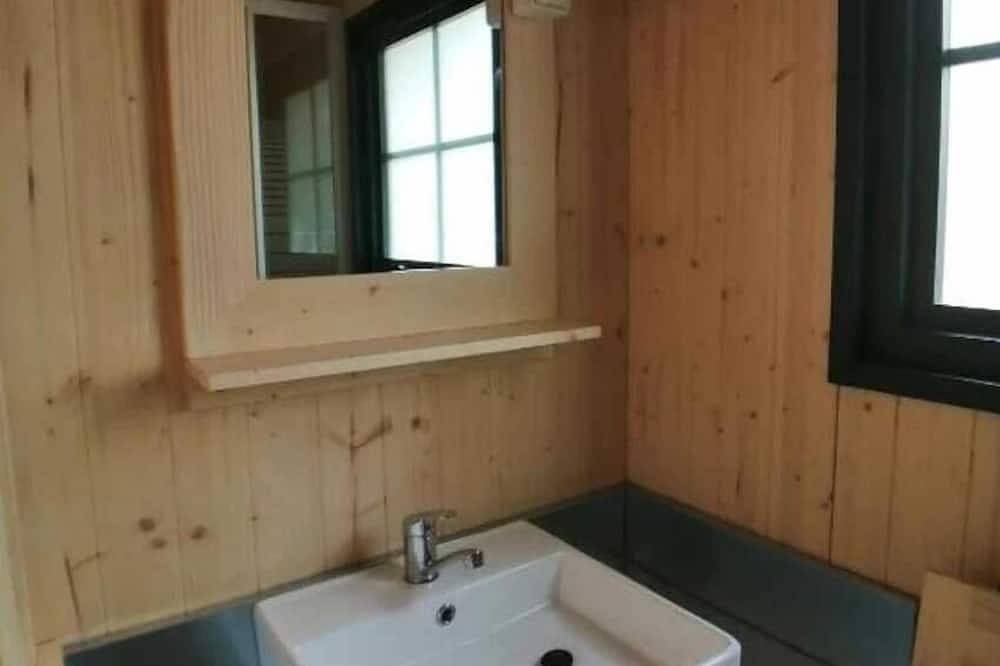 Cabane 3 étoiles - Piscine  - efchbi in Saint-Cirq-Lapopie, Massif Central