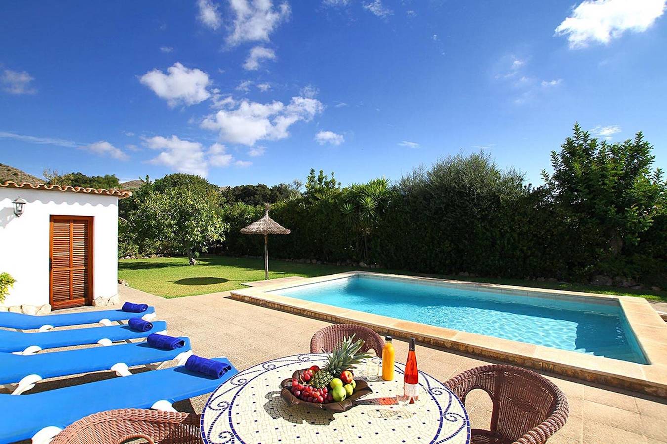 Casa de campo "Casa Rei Vila" com vista para a montanha in el Vilà, Pollença