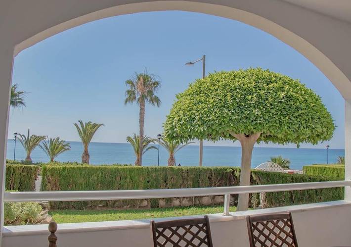 Ferienwohnung für 6 Personen, mit Ausblick und Garten sowie Pool und Terrasse, mit Haustier - 1