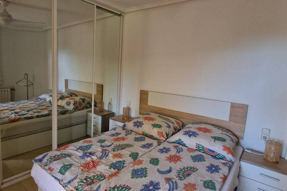 Modernes Ferienhaus mit Golfplatzblick – renoviert 2024 in Brisas y Golf, Orihuela