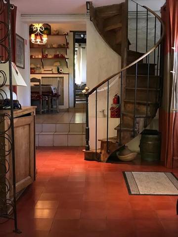 Gîte pour 9 personnes, avec jardin à Féricy