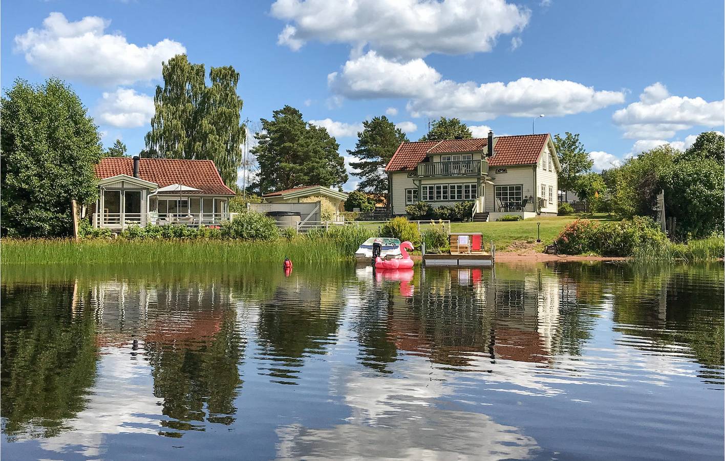Hus för 9 Personer, med terass samt bastu och trädgård