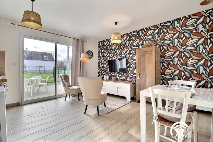 Gîte pour 2 personnes, avec Terrasse ainsi que Jardin et Vue à Néant-sur-Yvel - 3