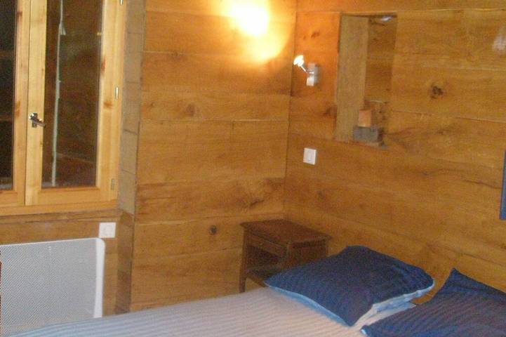 Gîte pour 10 personnes, avec jacuzzi ainsi que jardin et balcon à La Ferrière - 4
