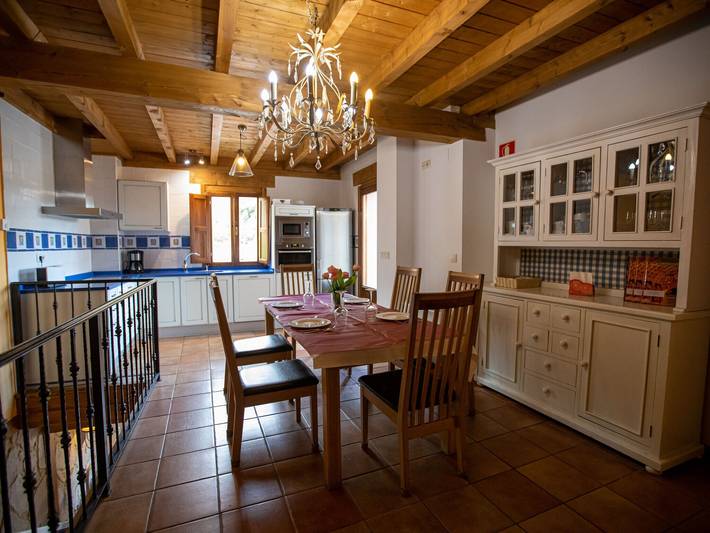 Casa rural para 8 personas, con jardín y terraza, Familias con niños en Provincia de Burgos - 3