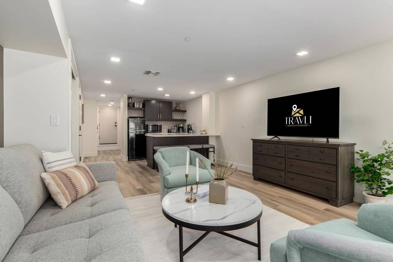 Entire apartment, Old Town Studio Gym Biz Center Walk 2 Everything in Camelback Mountain, Scottsdale