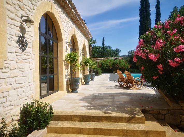 Cottage pour 4 personnes, avec piscine et jardin à Belvézet