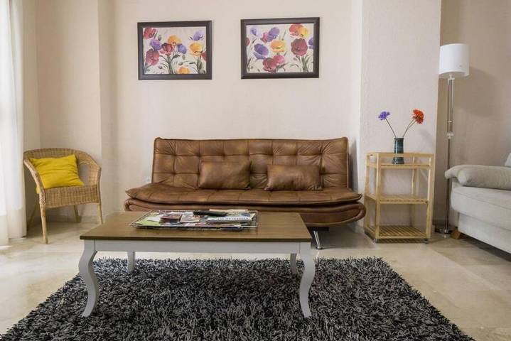 Apartamento entero, Rentalsevilla Apartamento en Santa Cruz - Parking in Casco Antiguo, Sevilla
