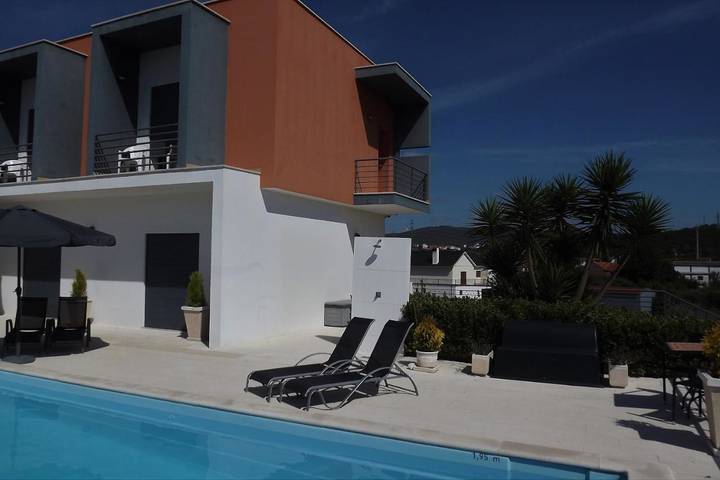 Location de vacances pour 2 personnes, avec piscine ainsi que jardin et vue à Batalha - 4