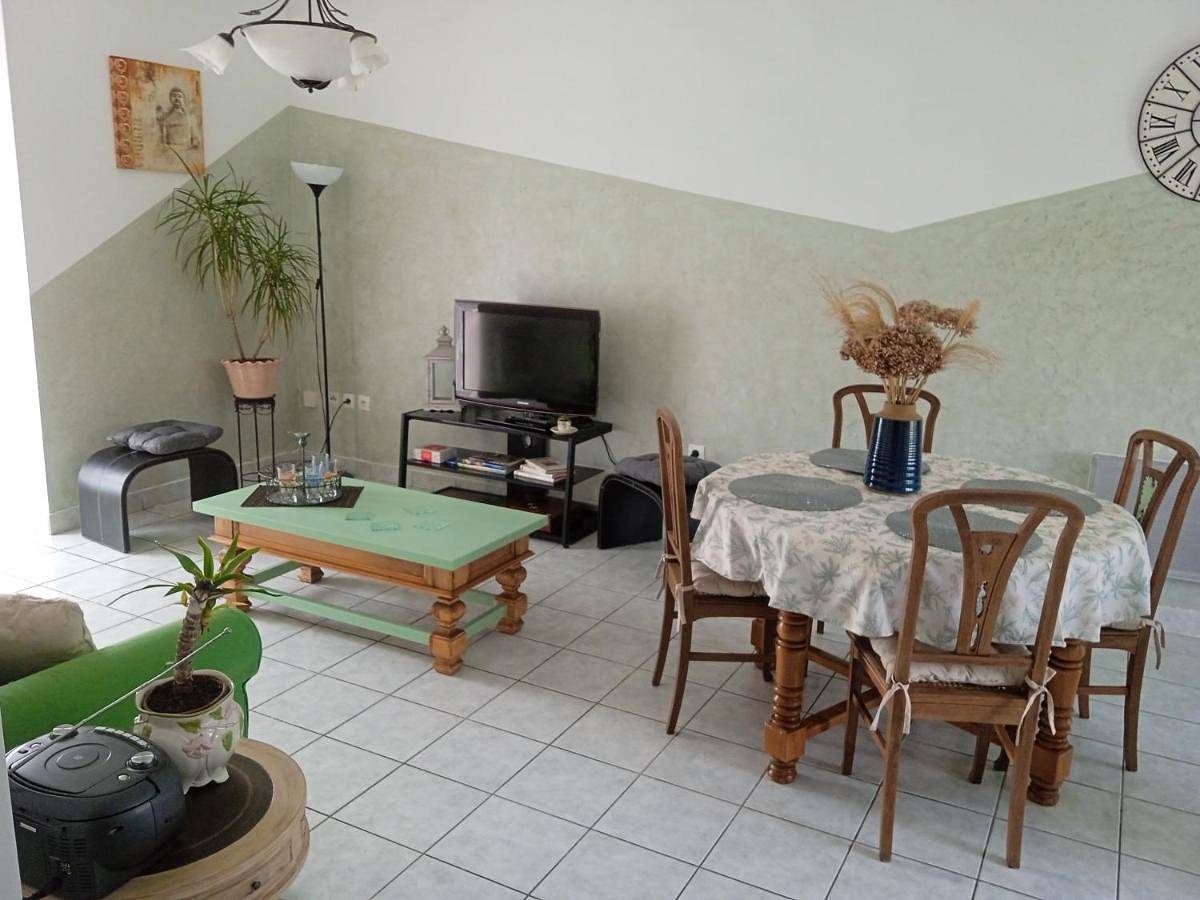 Two-Bedroom House in Juvigny (Marne), Marne