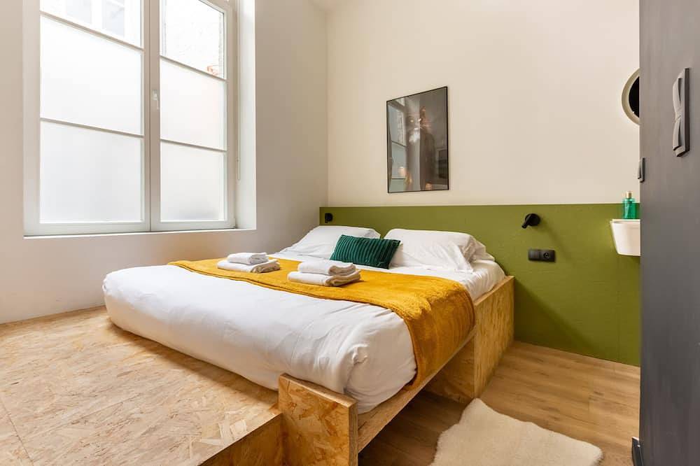Entire apartment, Le Foch, studio apartment Vieux Lille in Lille, Lille region