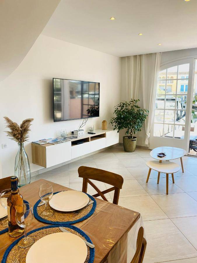 Maison de pêcheur Strelitzia amarrage 3,8m par 16m in Port Grimaud, Grimaud