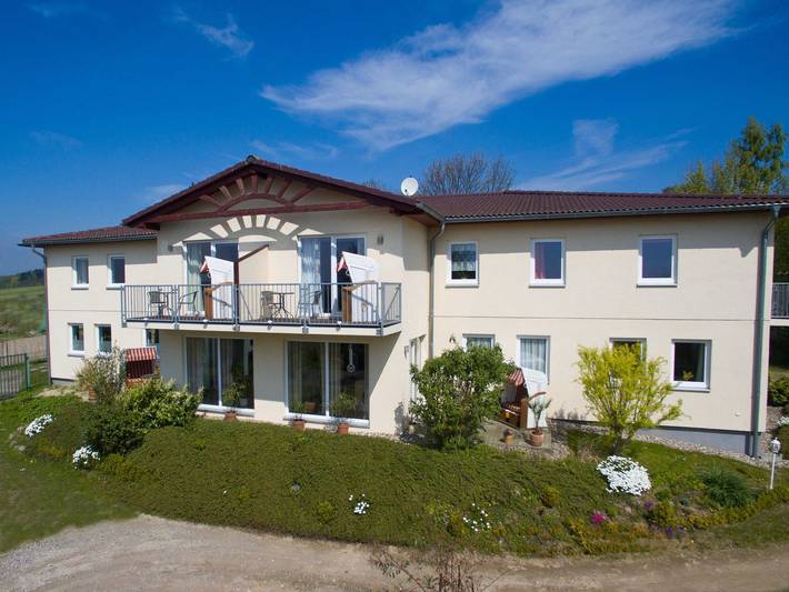 Ferienwohnung für 2 Personen, mit Garten und Balkon, kinderfreundlich in Göhren - 4