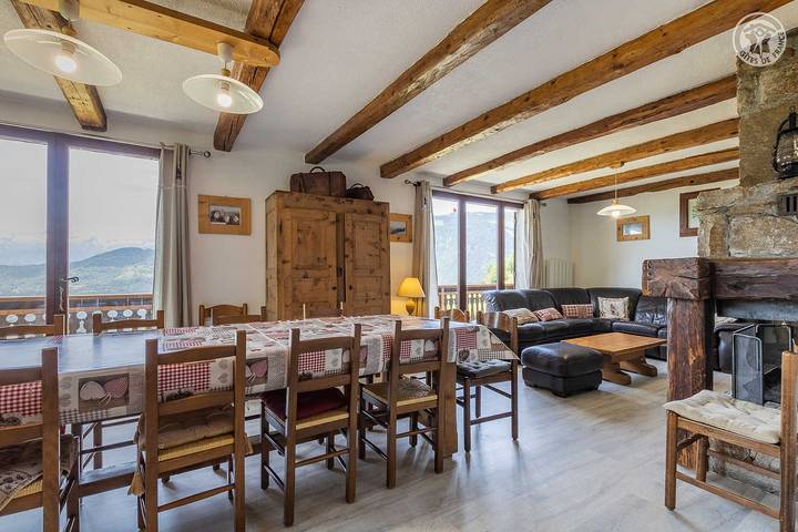 Gîte pour 12 personnes, avec terrasse, animaux acceptés en Savoie - 4