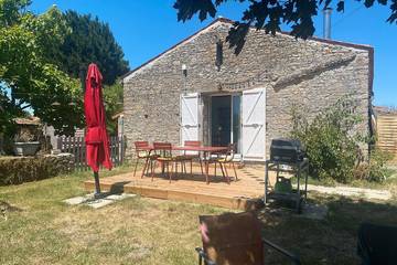 Gîte pour 4 personnes, avec terrasse et jardin à Chaillé-les-Marais