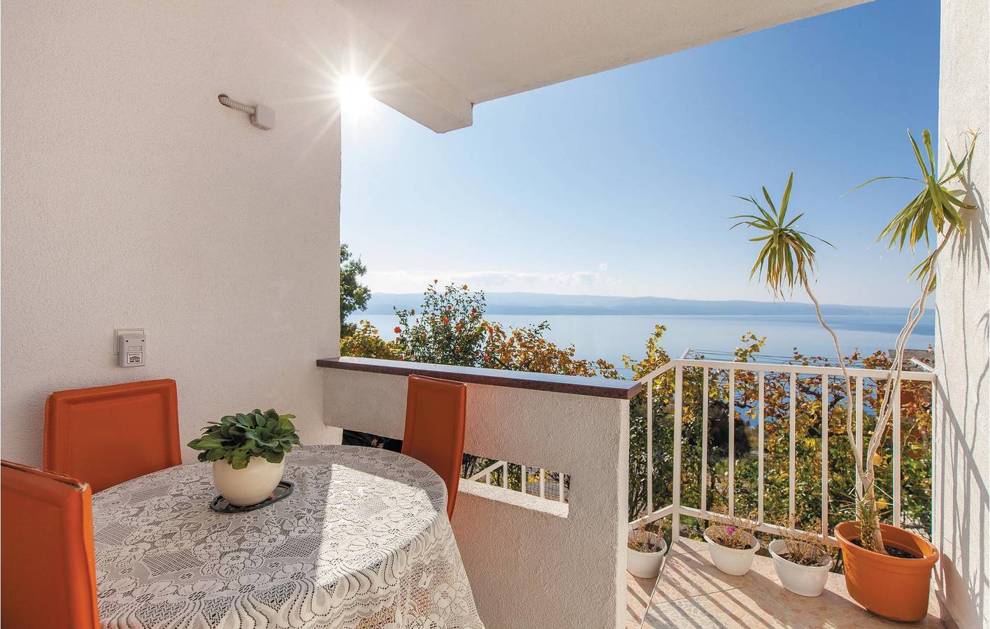 Cały apartament wypoczynkowy, Apartament wakacyjny dla 5 osób z taras in Omiš, Żupania splicko-dalmatyńska