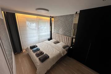 Location De Vacances pour 4 Personnes dans Issy-les-Moulineaux, Hauts-de-Seine, Photo 2