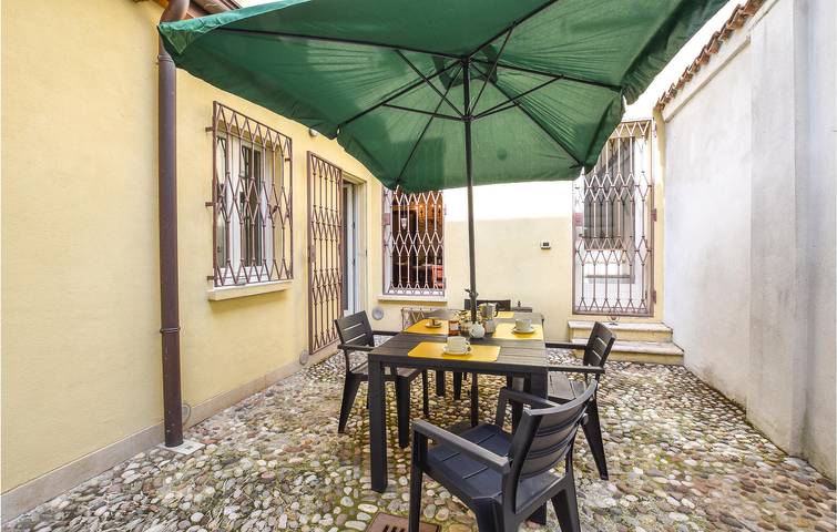 Ganze Ferienwohnung, Mantua Terrassenwohnung - 600m zum Zentrum in Mantua, Mantua Provinz