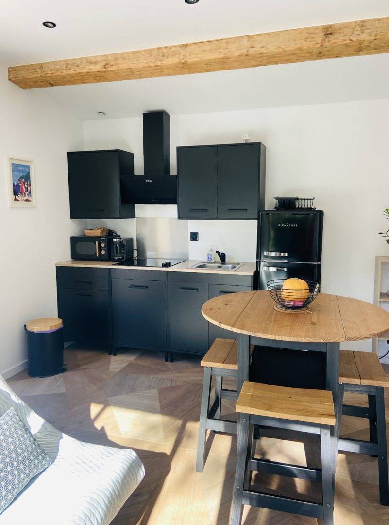 Cosy Lodge Sainte Baume in Nans-les-Pins, Région de Brignoles