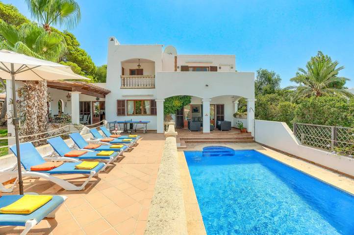 Villa pour 7 personnes, avec jardin dans Cala Serena
