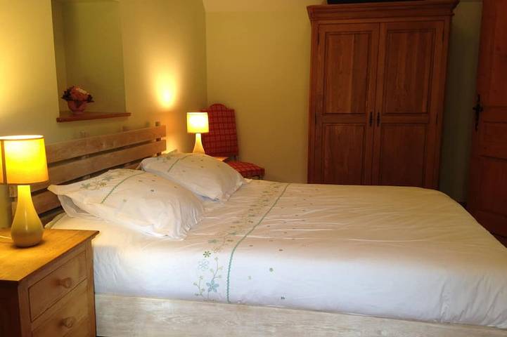 Gîte pour 5 personnes, avec piscine et jardin à Berbiguières - 2