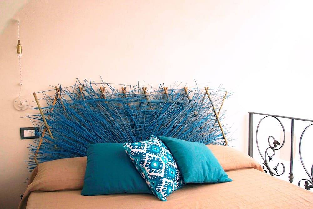 Chibedda Lia - Like a young girl with a beautiful pearl face. in Aci Trezza, Aci Castello