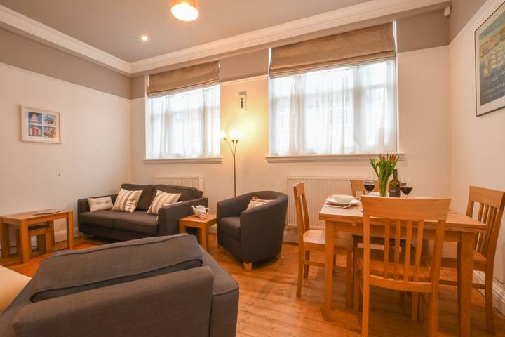 Entire apartment, 1 Eversley Court, Southwold in Southwold, Waveney District