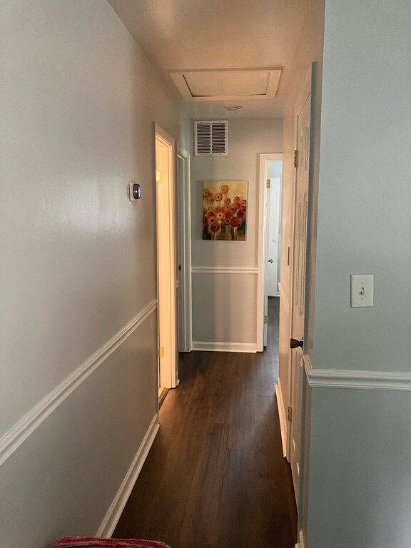 Sleeps 10! Brand new kitchen & main bathroom! Highly sought after 4bd,3ba. in Smyrna, Cobb County