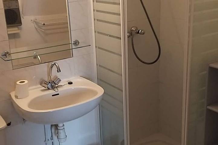 Location de vacances pour 5 personnes, avec piscine à Vic-la-Gardiole - 4