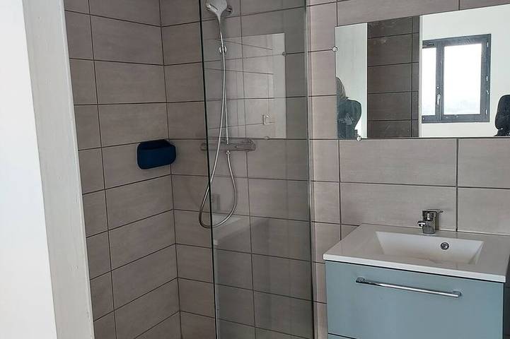 Gîte pour 4 personnes, avec jardin à Eccica-Suarella - 4