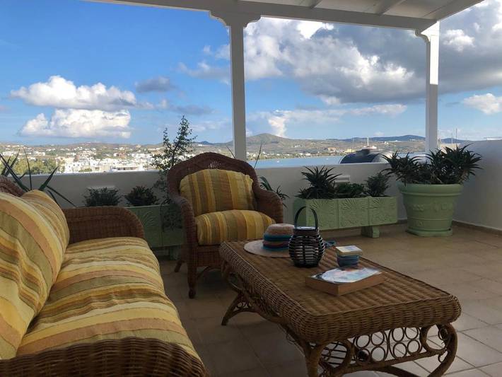 Location de vacances pour 5 personnes, avec vue et balcon dans Adamas