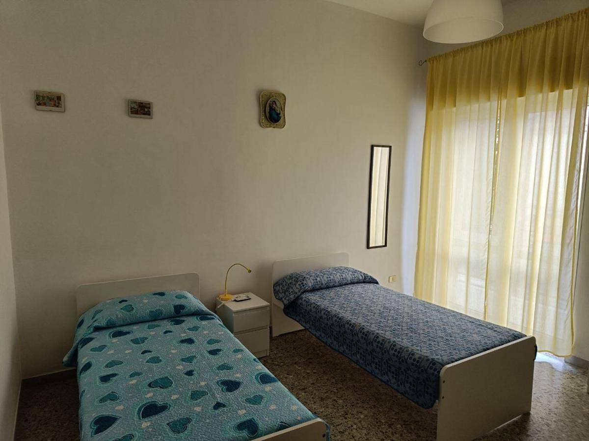 Two-Bedroom House in Mondragone, Caserta Provinz