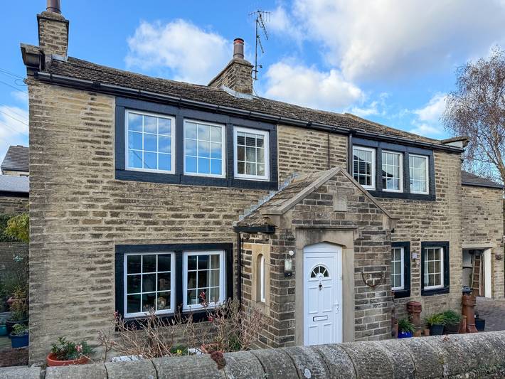 Cottage for 8 people, with garden, with pets in Haworth