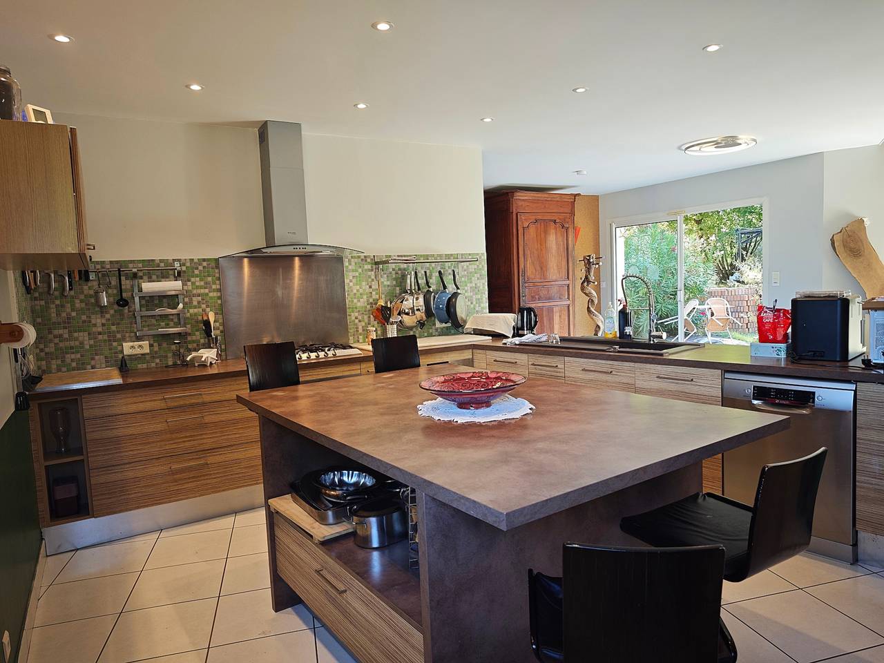 Ferienhaus für 12 Personen mit Whirlpool in Montagne, Libourne und Umgebung