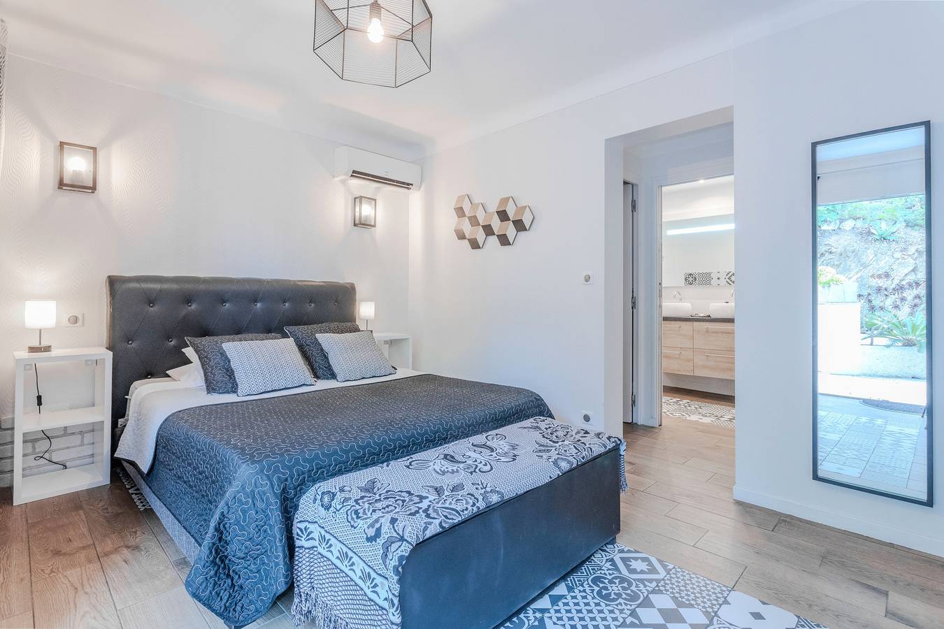 Chambre "Privilège 9" avec piscine partagée, Wi-Fi et climatisation in Roquebrune-sur-Argens, Région de Draguignan