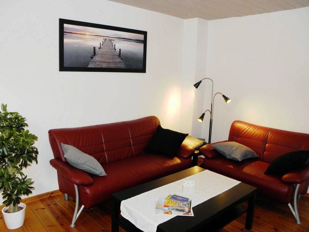 Hel semesterlägenhet, Haus Ihlkatenweg, Dusche, Wc, 2 Schlafräume in Kiel, Kielbukten