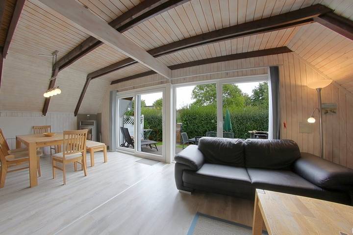 Ferienhaus für 6 Personen, mit Garten und Terrasse in Dorum - 2