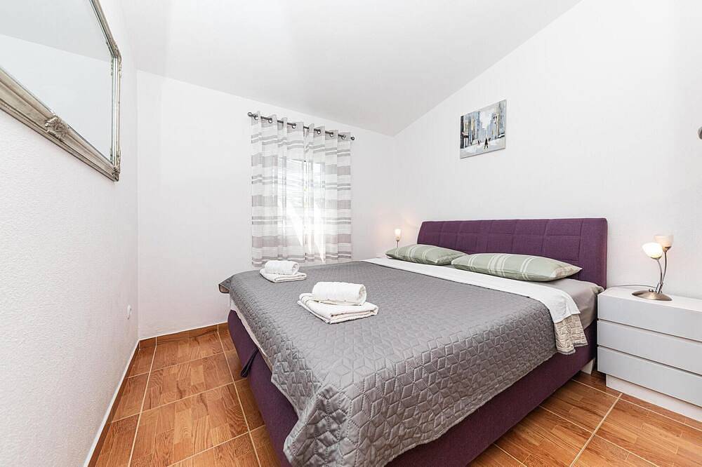 Geheel appartement, Prachtig appartement met 2 slaapkamers. in Poljica, Split-Dalmatië